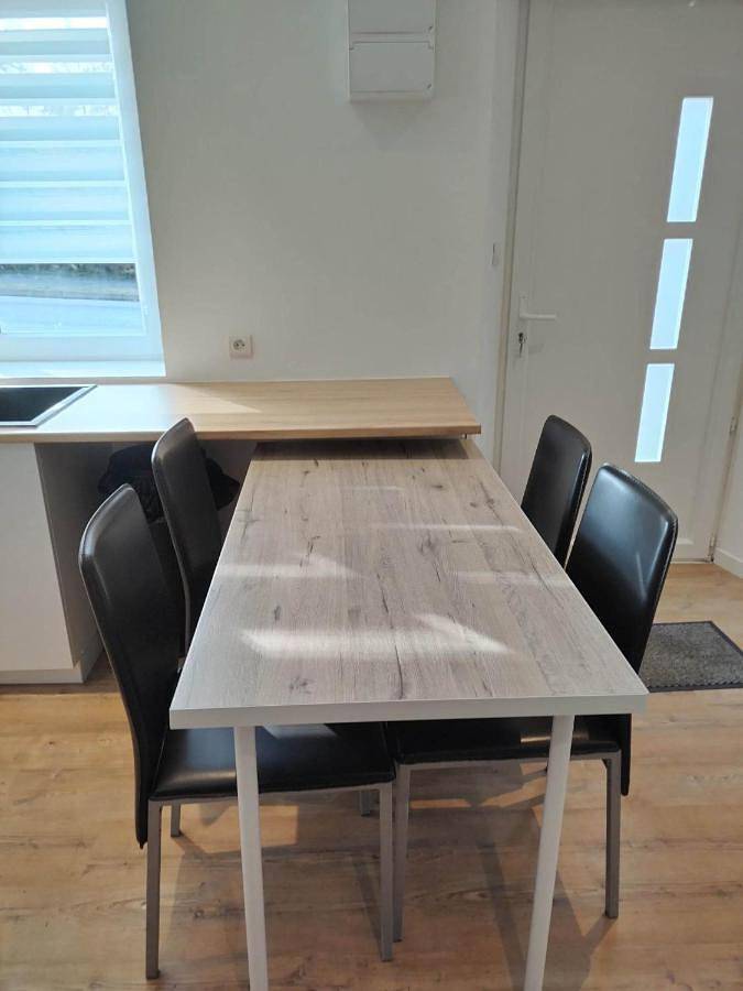 Location de vacances pour 6 personnes, avec jardin à Le Bourgneuf-la-Forêt - 3