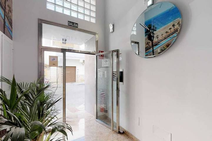 Apartamento entero, Apartamentos cerca de la playa. En el centro del pueblo con todos los servicios. in Playa de los Barquicos (Carboneras), Carboneras
