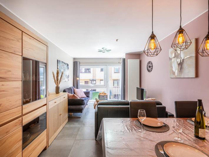 Ganze Wohnung, Gemütliches Apartment & Terrasse, 100 m zum Meer in Koksijde-Bad, Koksijde