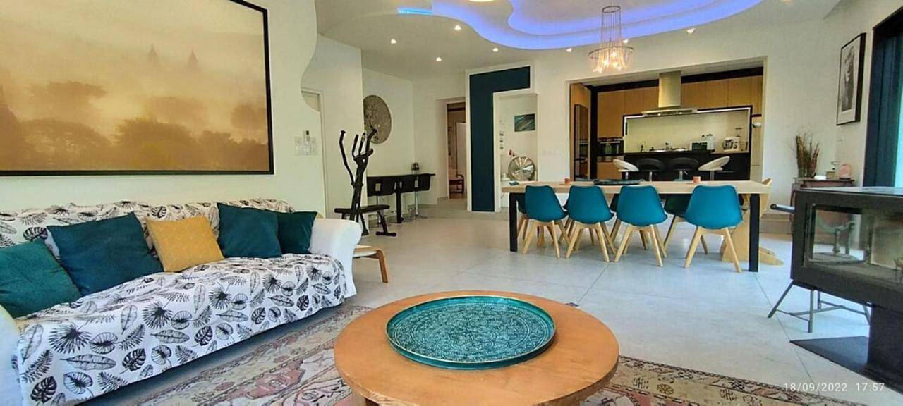 Appartement entier, Jacuzzi 130m 6-8 pers à 15mn Bx tramc la campagne en centre ville 5 in Villenave-d'Ornon, Région de Bordeaux
