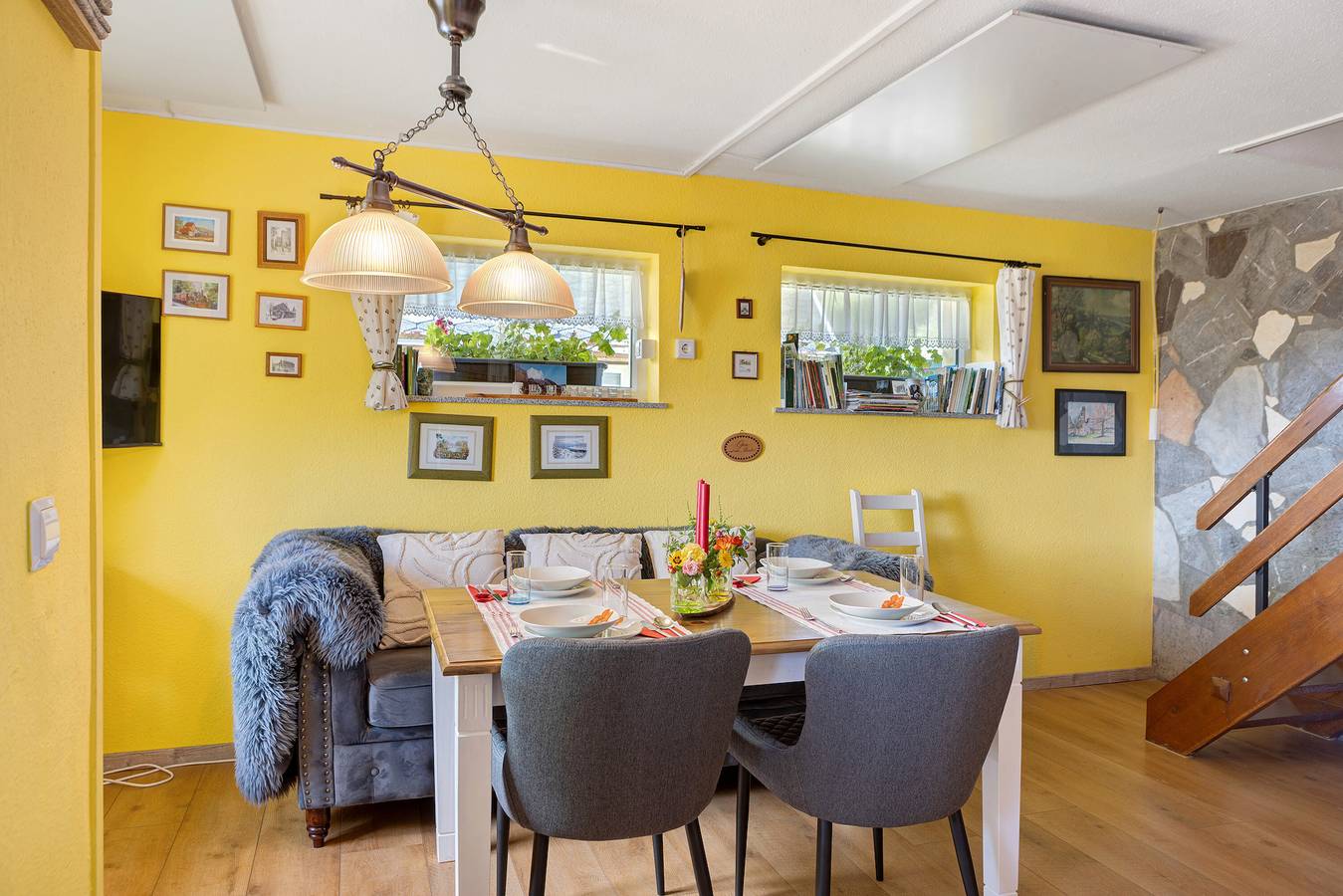 Ferienhaus 'Finnhütte Hohe Klinge' mit Bergblick, privater Terrasse und Balkon in Brotterode-Trusetal, Rennsteig