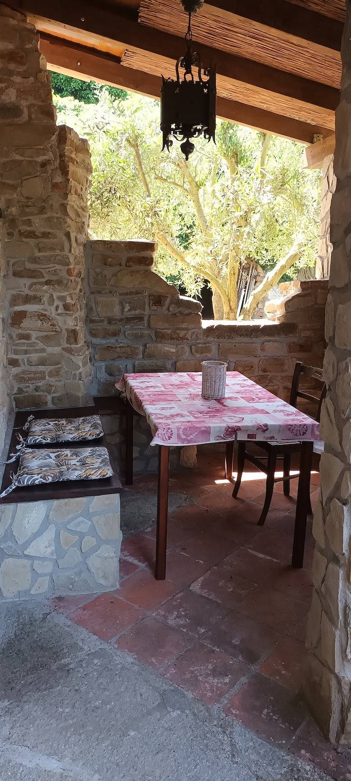 Gîte pour 2 personnes, avec terrasse à Monastero Bormida - 4
