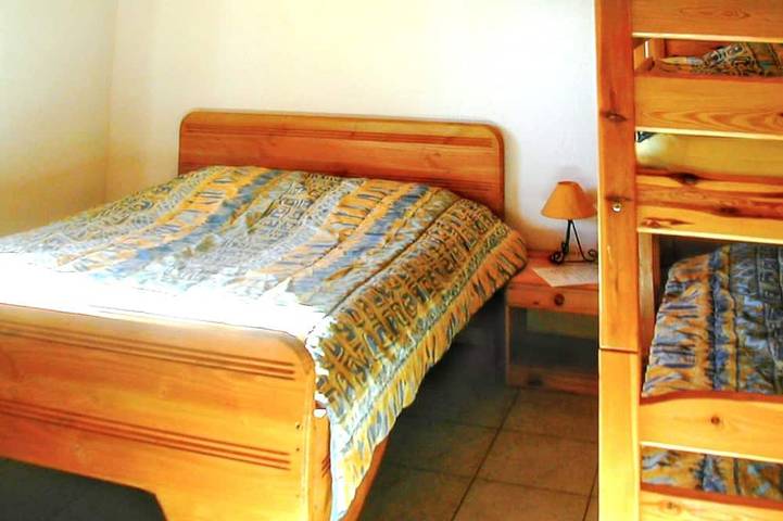 Location de vacances pour 12 personnes, avec jacuzzi ainsi que jardin et sauna à Camps-sur-l'Agly - 2