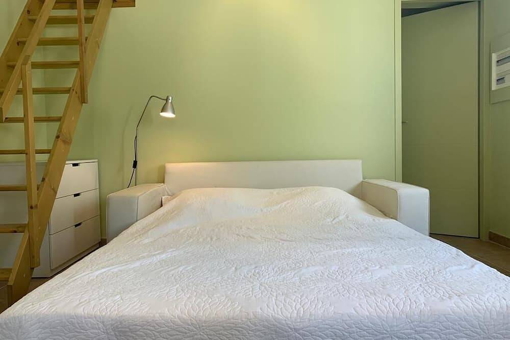 Mazet Camarguais in Saintes-Maries-de-la-Mer, Arles region