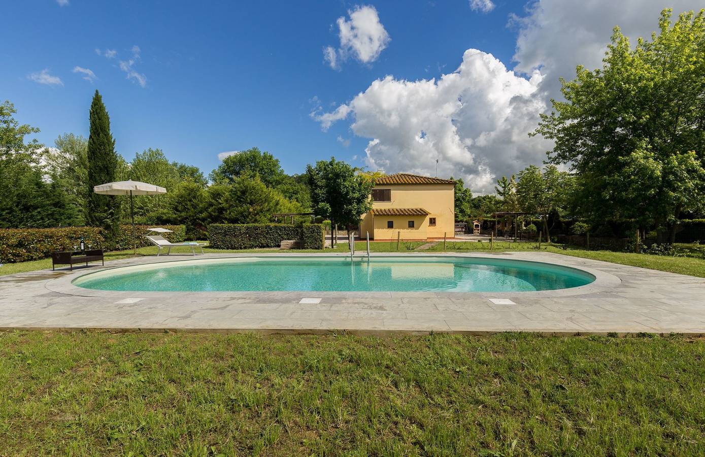 Villa La Fragola in Cortona, Arezzo Province