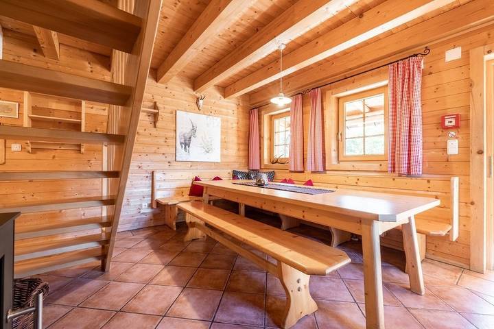 Chalet für 8 Personen, mit Terrasse und Garten sowie Sauna in Hochfügen