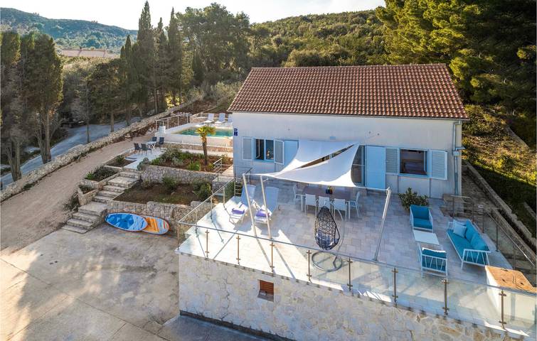 Geräumige 2-Zimmer-Wohnung mit Pool, in Küstennähe und mit guter Infrastruktur in Sali, Dugi Otok