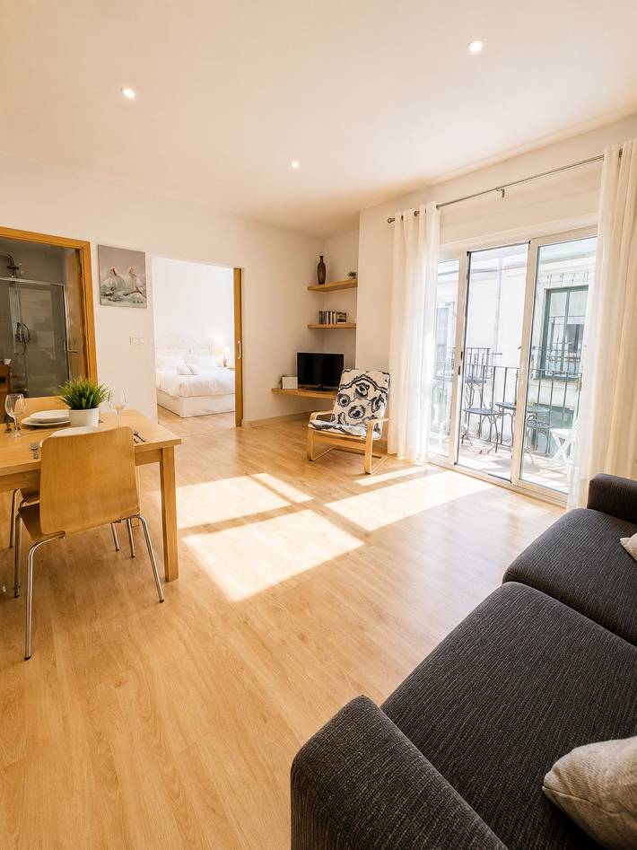 Holiday apartment for 3 people, with balcony - 1