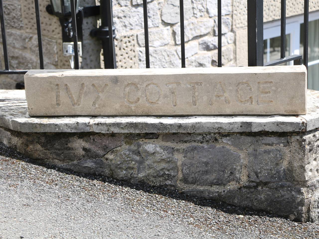 Ivy Cottage in Brassington, Derbyshire