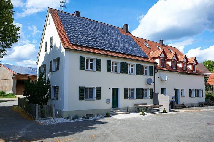 Ferienwohnung für 14 Personen, mit Terrasse und Garten