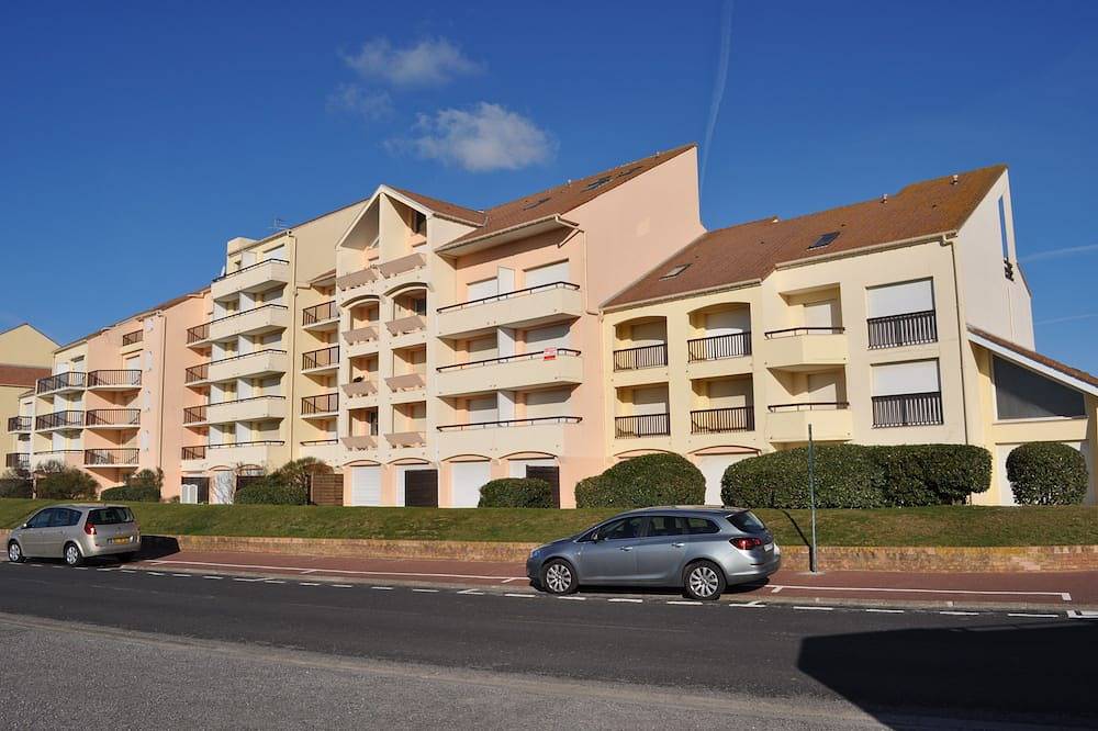 Apartamento entero, Precioso apartamento orientado al sur - nivel jardín - 100m de la playa in Hardelot Plage, Neufchâtel-Hardelot