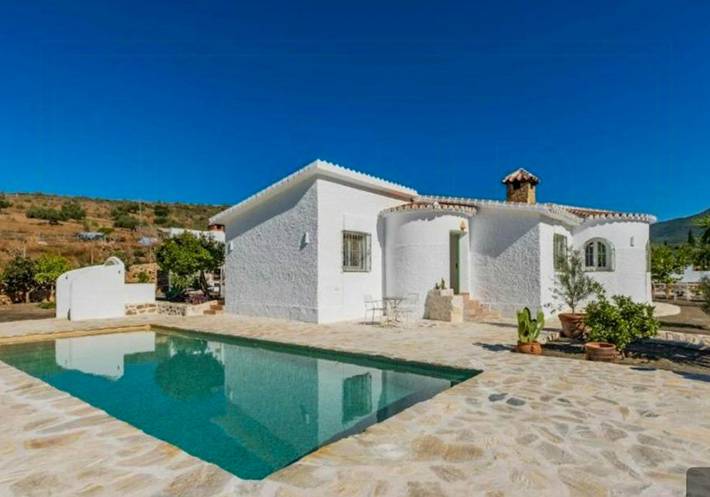 Ferienhaus für 7 Personen, mit Terrasse und Garten