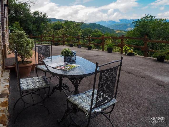 Casa rural para 10 personas, con jardín y vistas en Mieres (Asturias)