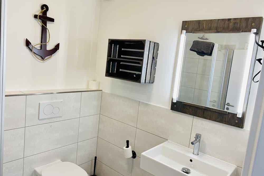 Ganze Wohnung, Ankerix - geräumige Ferienwohnung für 4 Gäste in Hafen Büsum, Büsum