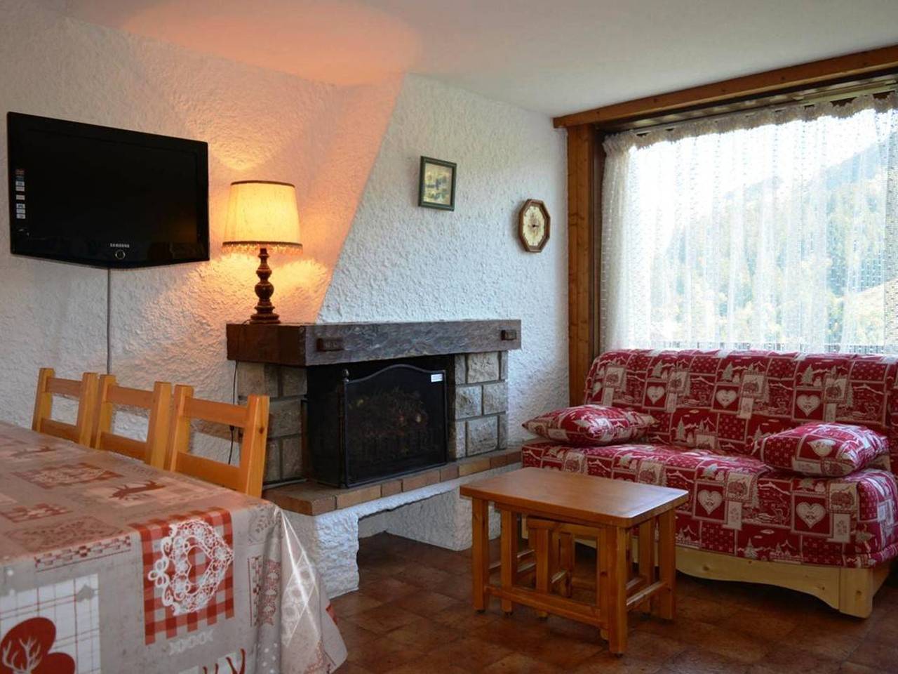 Apartamento entero, Apartamento 3 habitaciones/6 personas con chimenea y aparcamiento cubierto in Chinaillon, Le Grand-Bornand