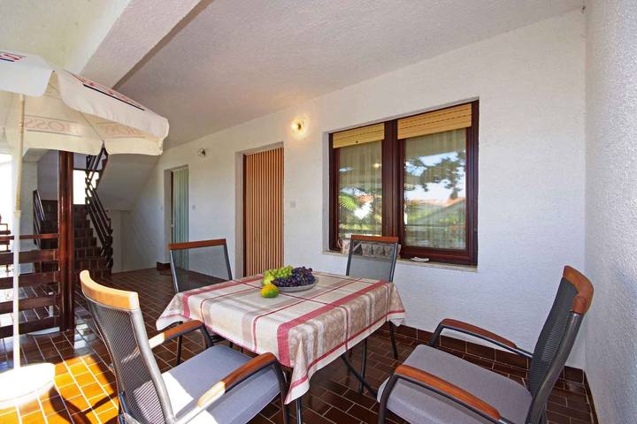 Ferienwohnung für 4 Personen, mit Garten in Privlaka - 2