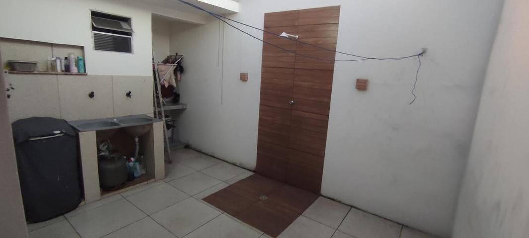 Casas e apartamentos de temporada para 4 pessoas, com vista e balcão, adaptado a crianças em Belém