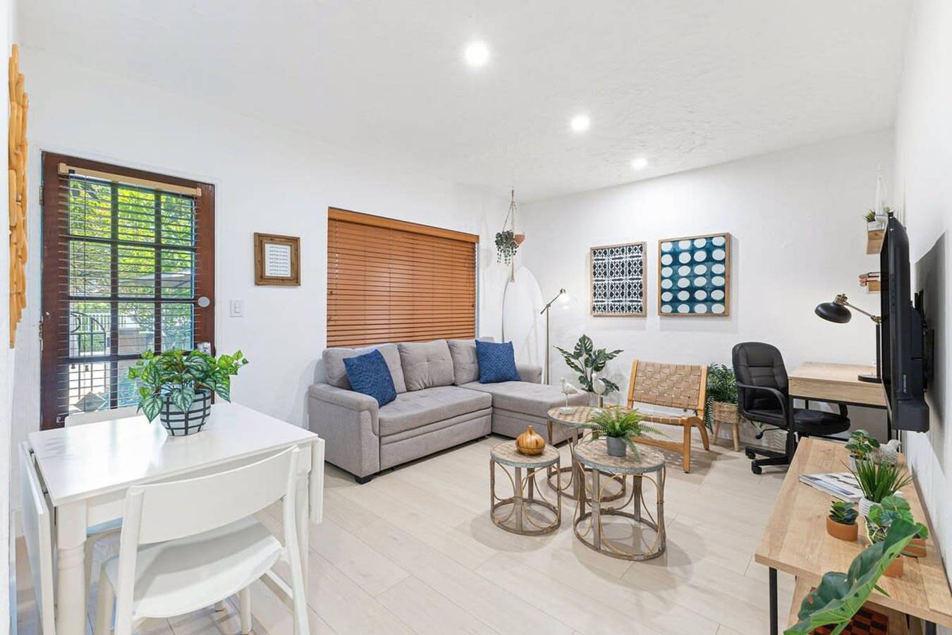 Apartamento entero, Bright  Stylish Apt in Las Olas Blvd Victoria Park in Fort Lauderdale, Broward County