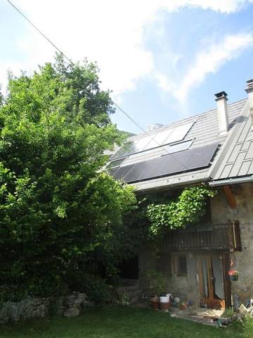 Gîte pour 4 personnes, avec terrasse ainsi que jardin et vue à Saint-Jean-d'Arvey