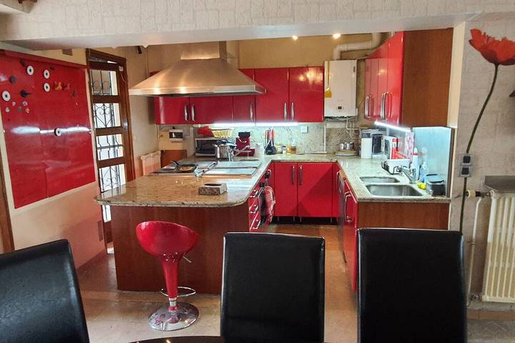 Grande Maison Familiale Proche Paris /roissy/le Bourget in Le Blanc-Mesnil, Seine-Saint-Denis