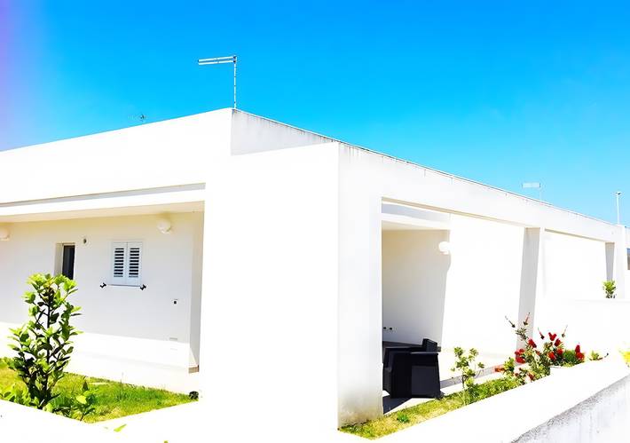 Villa Poesia By Ville Refolo with Private Garden and Air Conditioning in Torre Specchia Ruggeri, Melendugno