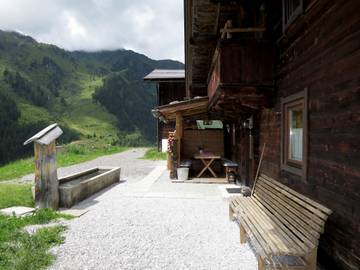 Chalet voor 13 Personen in Hippach, Bezirk Schwaz, Afbeelding 4