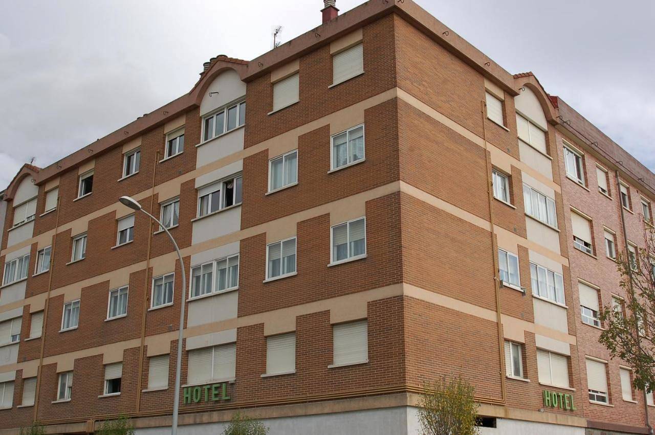 Hôtel pour 10 personnes in Vitoria-Gasteiz, Chaîne Cantabrique