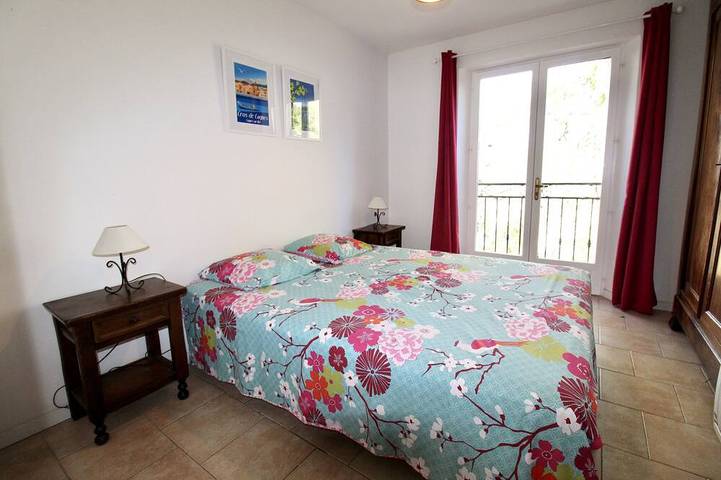 Location de vacances pour 6 personnes, avec jardin à La Verdière - 2