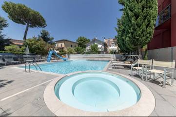 Gîte pour 4 personnes, avec balcon et piscine, animaux acceptés à Riccione