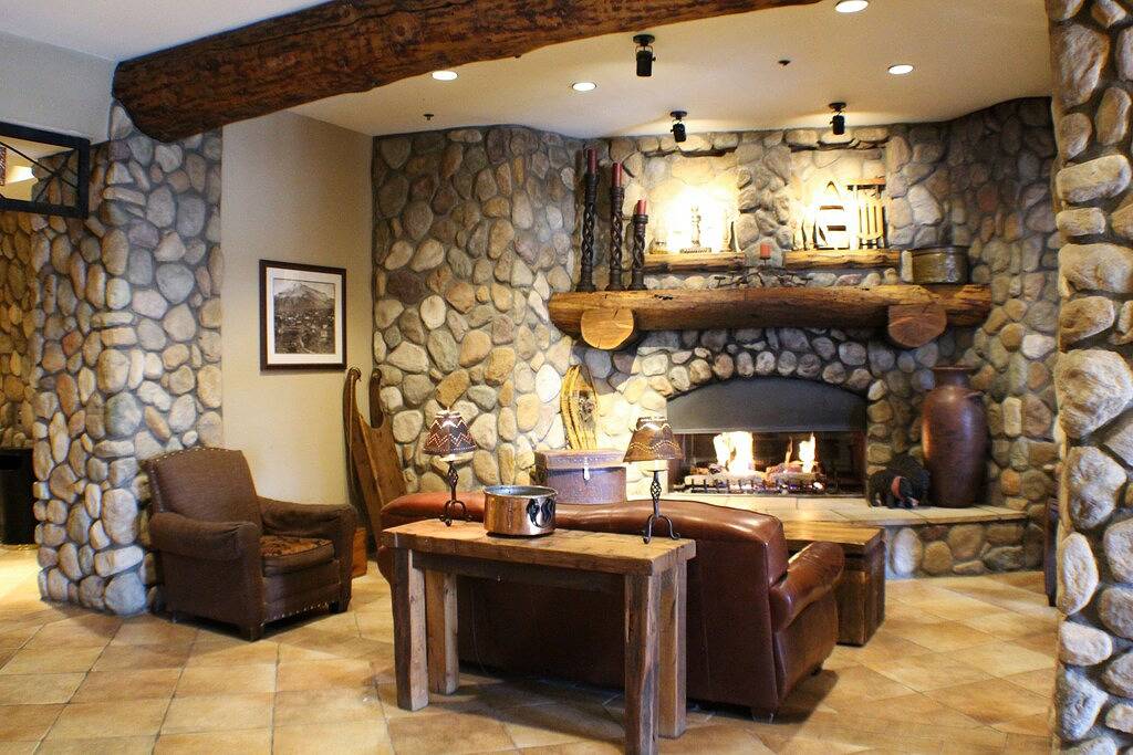 Ganze Wohnung, Hotelzimmer im Bodenbereich, Innen- / Außen Poll & Hot Tub! in Mount Crested Butte, Crested Butte Mountain Resort