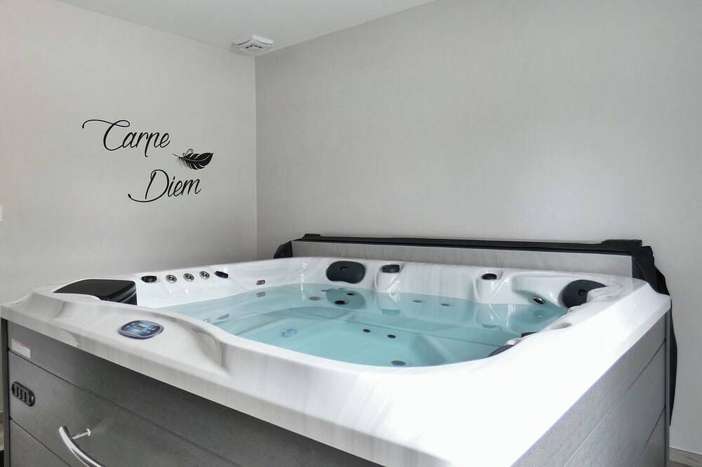 L'Hacienda Duo, romantische Auszeit mit privatem Spa in Charavines, La Tour-du-Pin und Umgebung