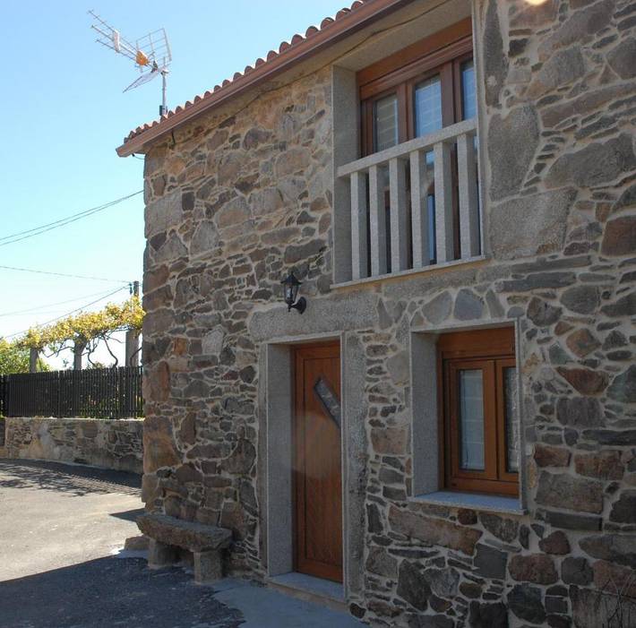 Casa rural para 6 personas, con jardín, Se admiten mascotas en Mazaricos