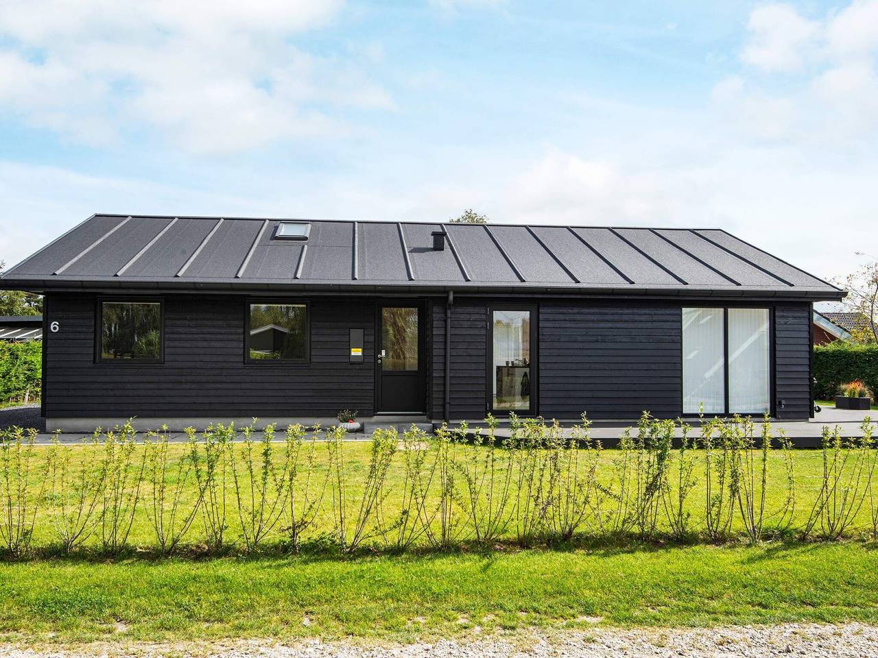 Luksusstrandhus med spa in Høll, Børkop