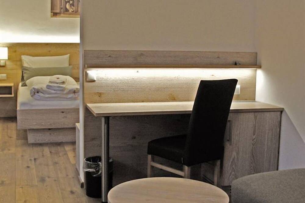 Standard-Suite mit Balkon - Mammhofer Suite & Breakfast in Oberammergau, Bayerische Alpen