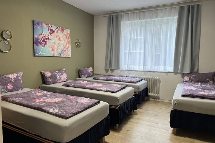 Ferienwohnung für 12 Personen, mit Balkon und Garten in Neukölln Berlin - 3