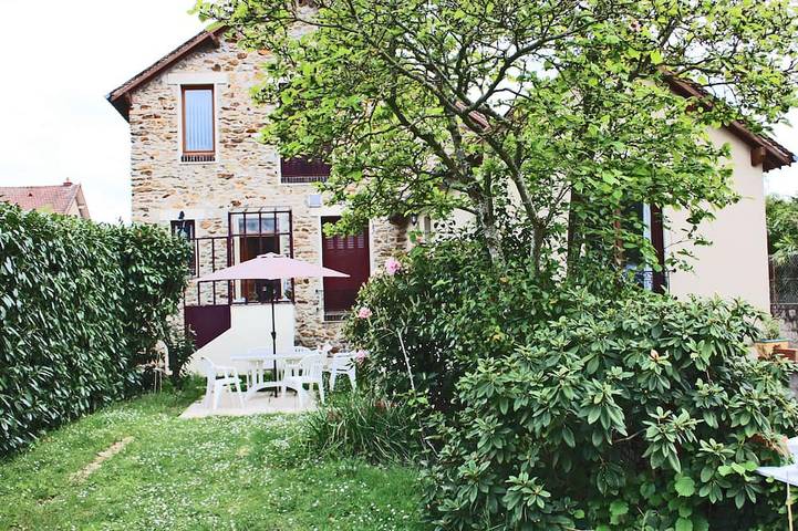 Location de vacances pour 3 personnes, avec Balcon et Jardin à Barbizon