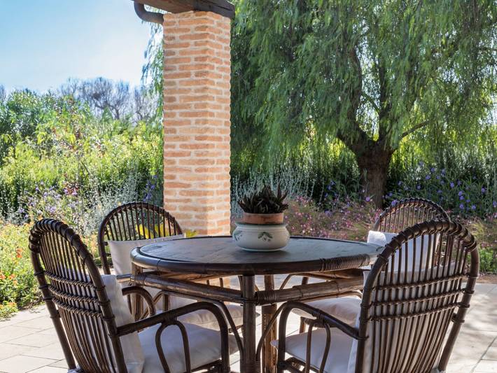 Location de vacances pour 6 personnes, avec piscine ainsi que jardin et terrasse à Casarano - 3