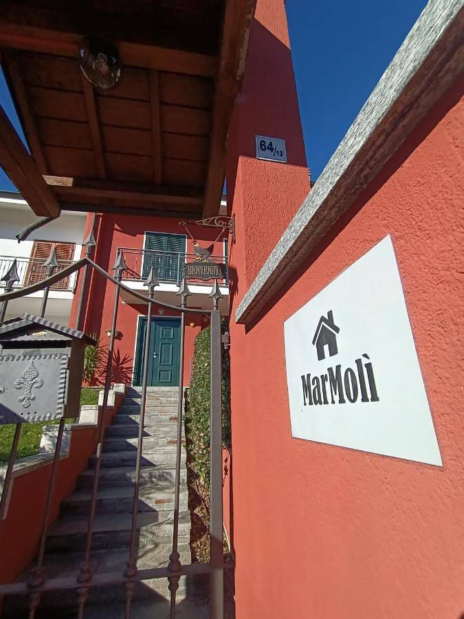 Casa vacanza per 14 persone, con Balcone e Terrazza nonché Giardino e Panorama a Villanova d'Asti
