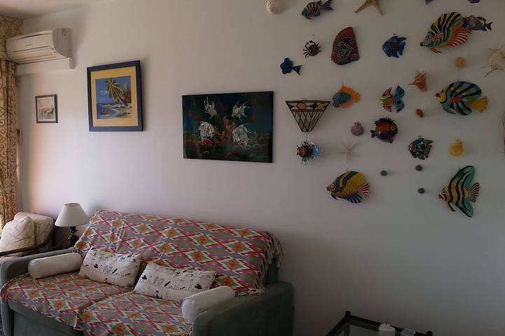 Entire apartment, 2 pieces: exceptional view of the sea and the islands of gold in Le Lavandou, Parc national Port-Cros