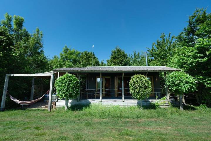 Holiday letting for 2 people, with hot tub in Chiltern Hills