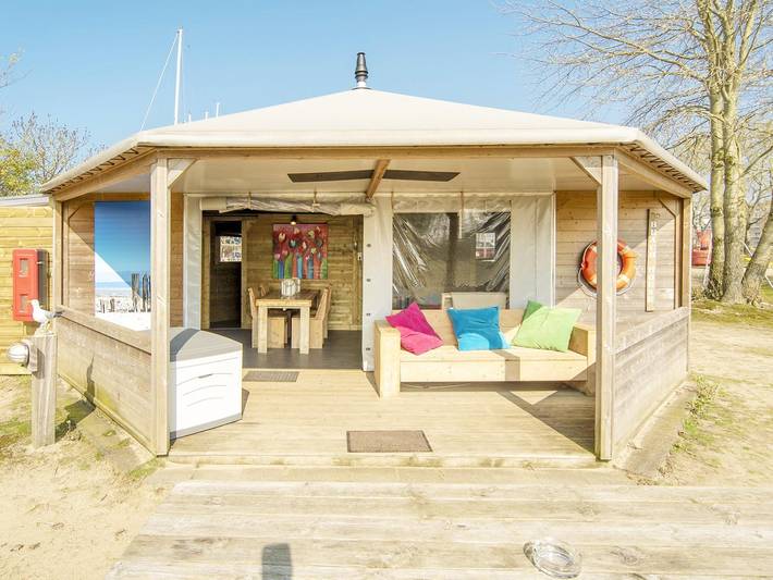 Vakantiehuis voor 4 personen, met Terras in Almere