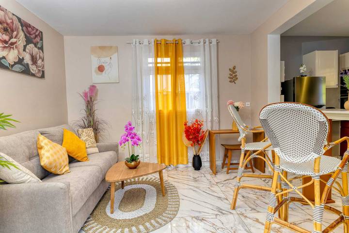 Gîte pour 4 personnes, avec piscine et balcon à Pointe-Noire - 3