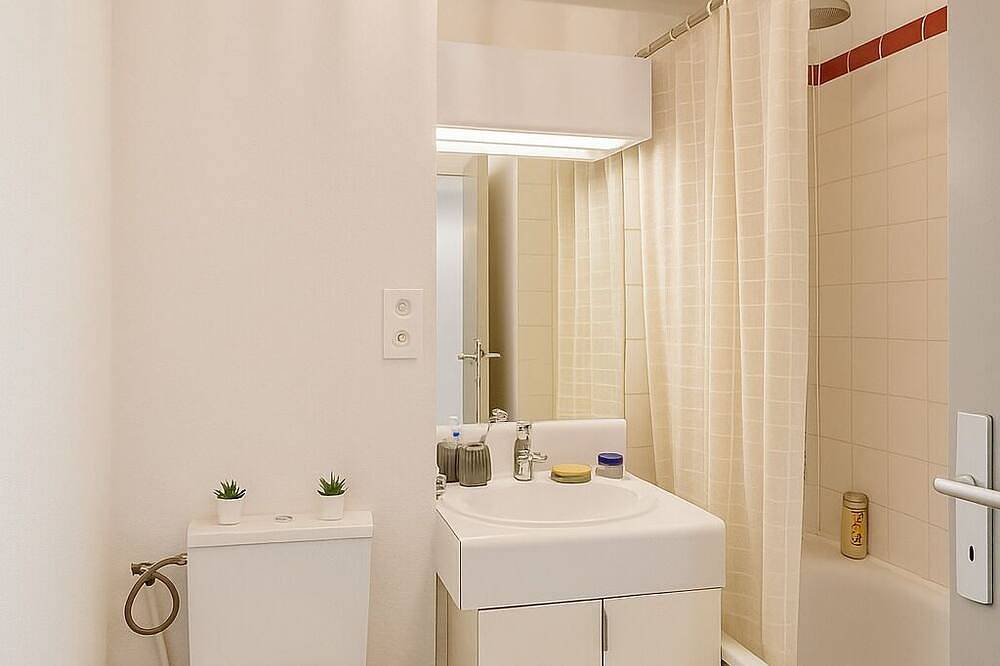 Geheel appartement, Bright, elegant studio in the heart of Lille in Wazemmes (Lille), Rijsel