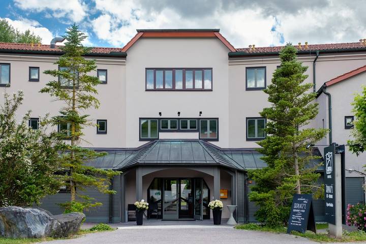 Hotel für 2 Personen, mit Terrasse und Garten sowie Seeblick
