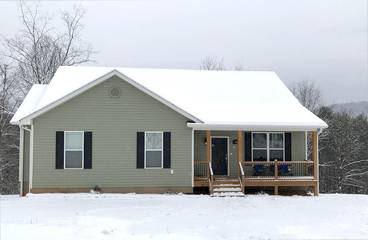 Vacation House for 12 Guests in Blue Ridge Mountains, North Carolina, Picture 1