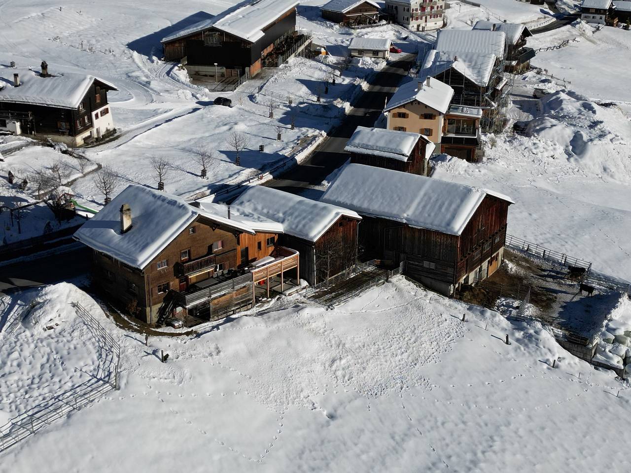 Appartamento intero, Ferienwohnung Hof Beeli - appartamento a 5 letti in Tschappina, Reno Posteriore