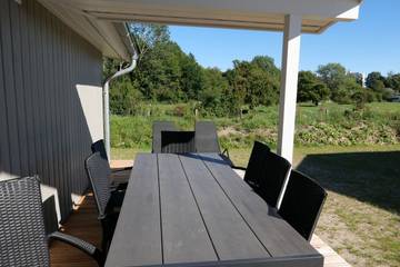 Ferienhaus für 8 Personen, mit Terrasse und Whirlpool sowie Sauna, mit Haustier in Großenbrode