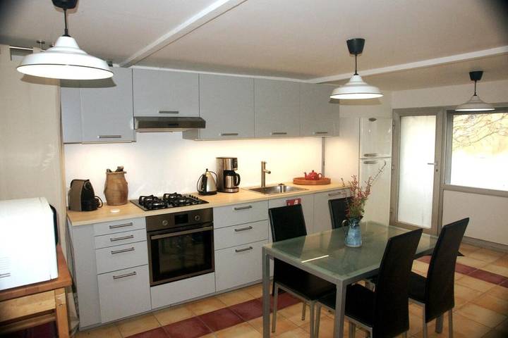 Gîte pour 4 personnes à Rillieux-la-Pape - 4