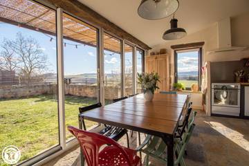 Location De Vacances pour 8 Personnes dans Montpeyroux (Puy-de-Dôme), Région de Clermont-Ferrand, Photo 4