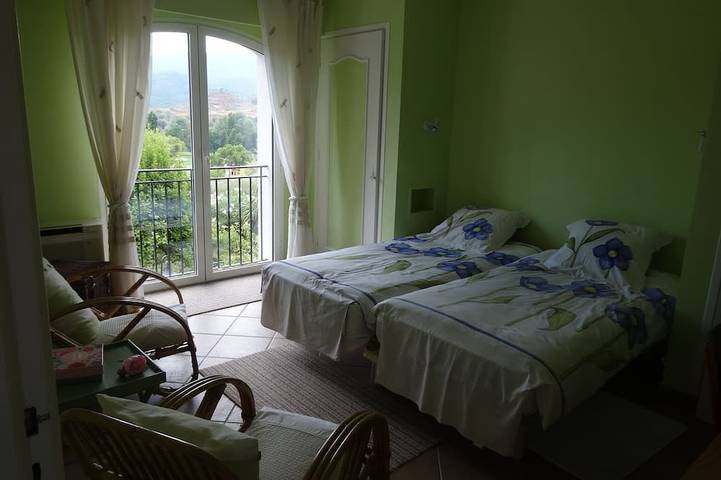 Villa pour 4 personnes, avec terrasse et jardin à Mandelieu-la-Napoule - 2